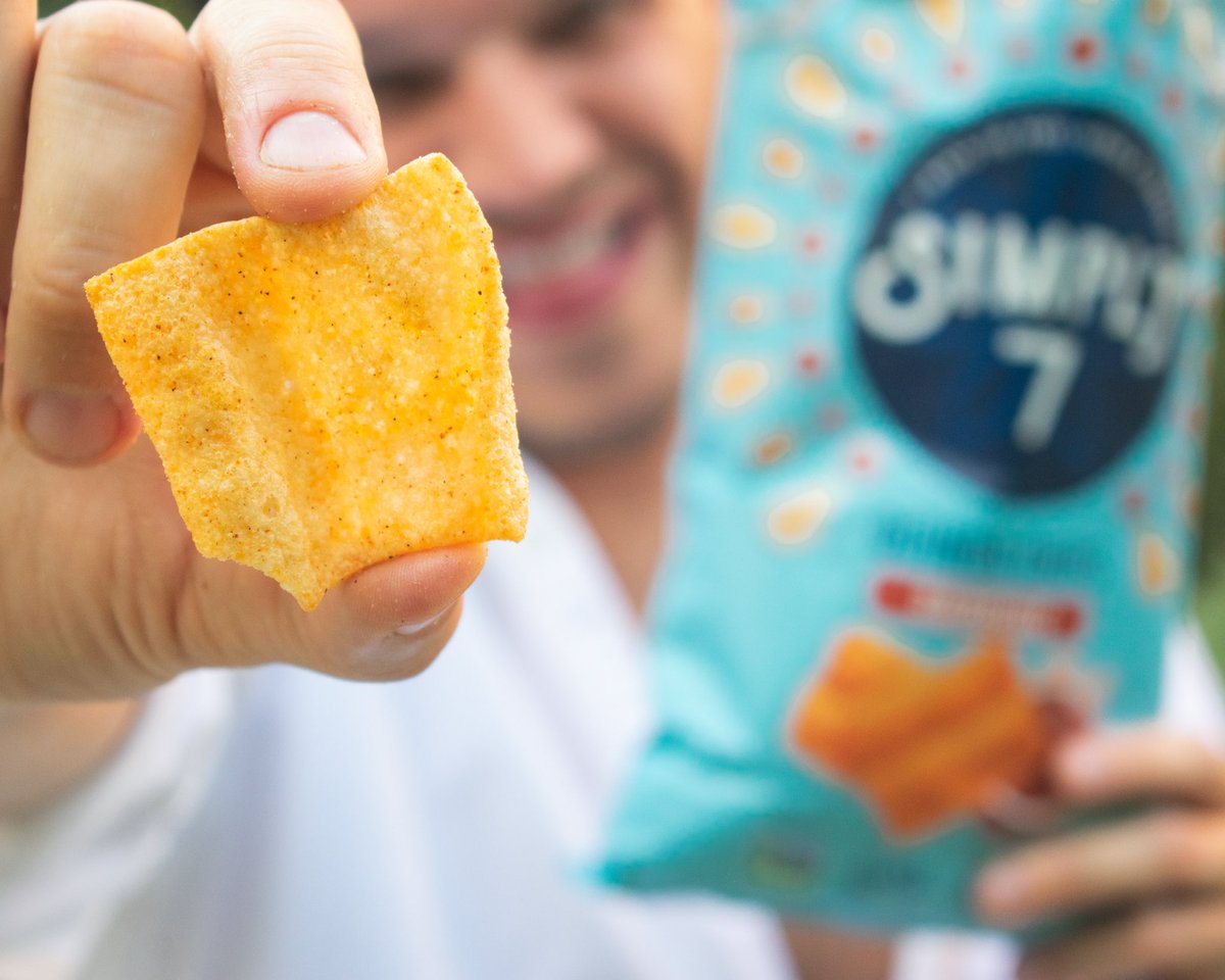 Simply7ve's tweet photo. Bueno! Somos Simply 7, una alternativa de snacks saludables para tus planes y ‘pssst’ pa’ que le bajes dos a esas calorías sin dejar de vacilarte un buen crunch! https://t.co/aRg3pbOc2X