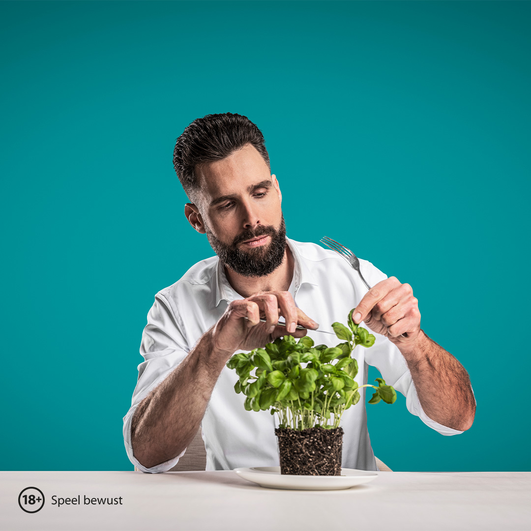 Nick Schilder duikt de keuken in om te onderzoeken welke impact ons eten op de wereld heeft. Moeten we in de winter de paprika laten liggen en alleen nog maar kool eten? Je hoort het in de podcast Plan B. Luister aflevering 3 hier: spoti.fi/3GR4ZLK1