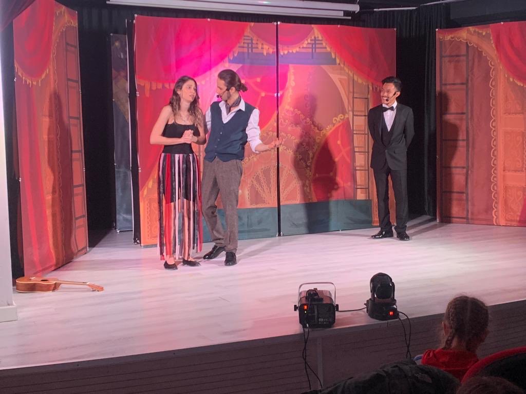 bk_florya's tweet photo. Ortaokul öğrencilerimiz Cloud Theatre tarafından sahnelenen "Phantom of the Opera" adlı İngilizce oyunu büyük bir keyifle izlediler. https://t.co/gsEoMk9AQn