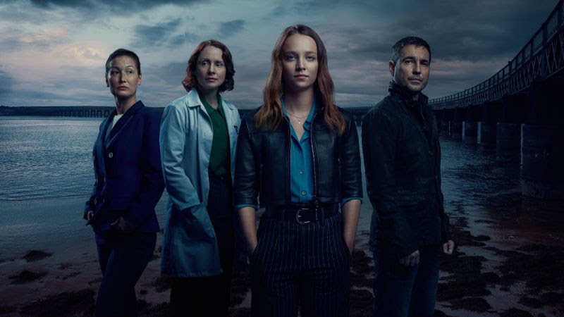 ITG_Ltd's tweet photo. A return home in pursuit of justice means putting everything at risk… 🏃

Make sure to catch Season Two of gripping crime drama #Traces, premiering tonight on @alibi_channel at 9pm!

⭐ #AndrewRothney, #VincentRegan, #AlythRoss, #ReubenJoseph
🎥 Series Producer: @juliet_c1 https://t.co/fA1aCZCOYX