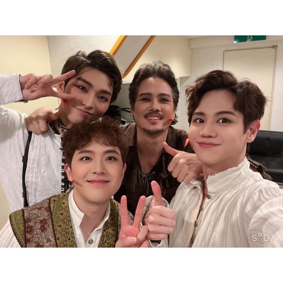 daily_yoon's tweet photo. [#룽포메이션]

임규형님 인스타 속 #윤지성
https://t.co/dFNOqALylh https://t.co/8EM897M8hK