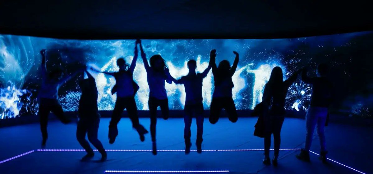 Eyesberg Studio tweet media