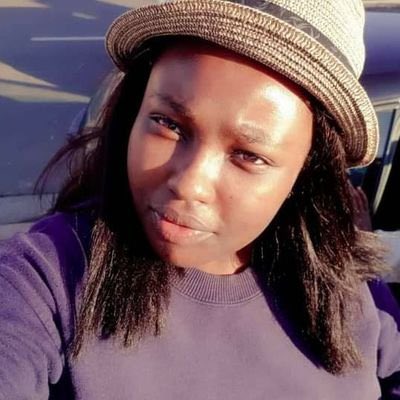 richie16v___'s tweet photo. @Thandz_Bhengu 😂😂What.? https://t.co/pl8T8GWqL6