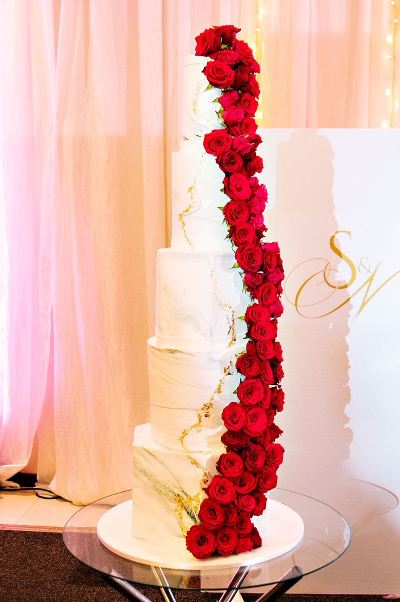 WeddingButtrfly's tweet photo. Wedding we planned and designed in Swaziland #theweddingbutterfly https://t.co/Gi6uLxCrYg