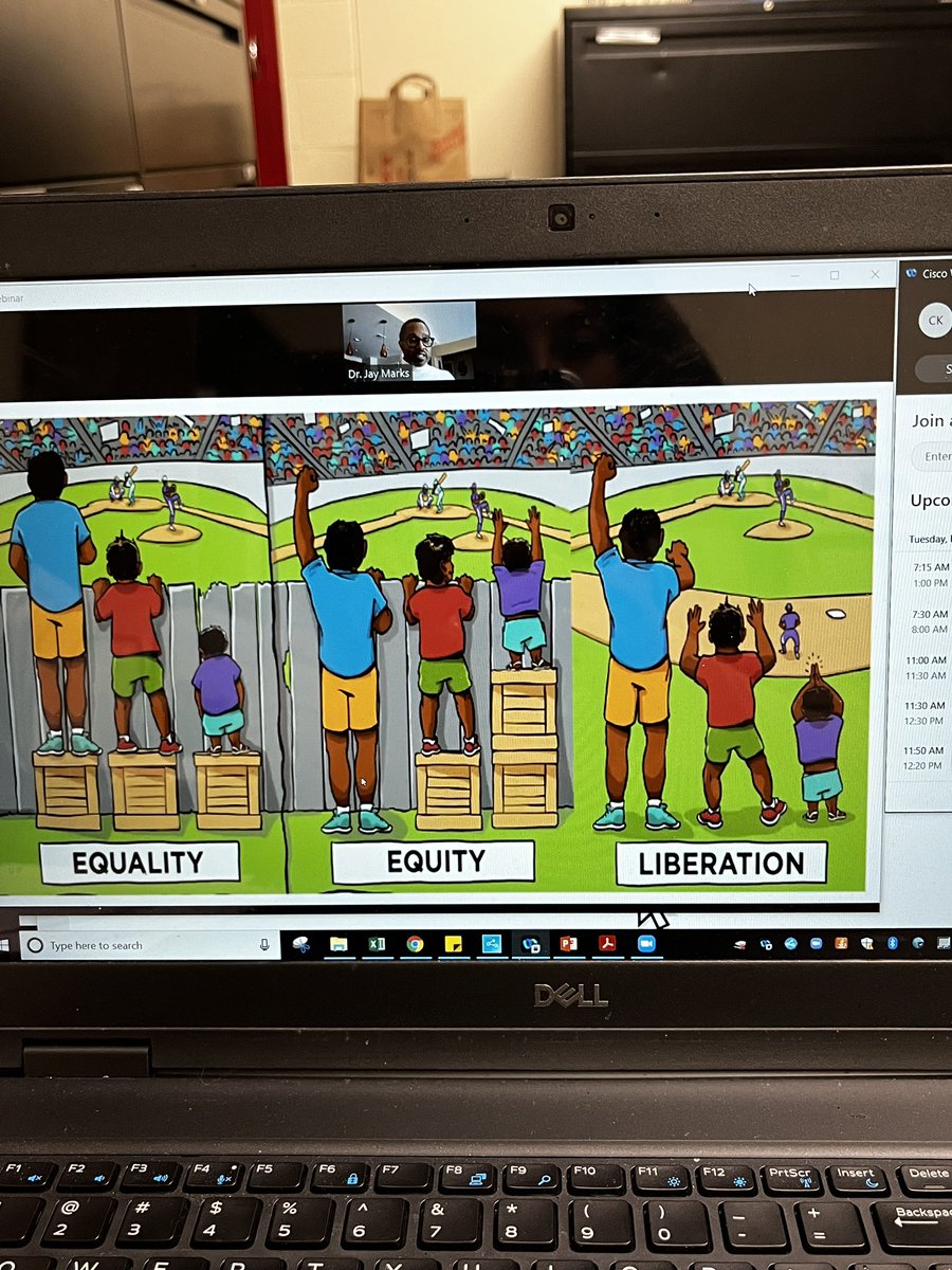 #MacombDiversitySummit goal is liberation to remove the barriers. Proud of those <a href="/WCS_KIDS/">Warren Consolidated Schools</a> students participating together today.