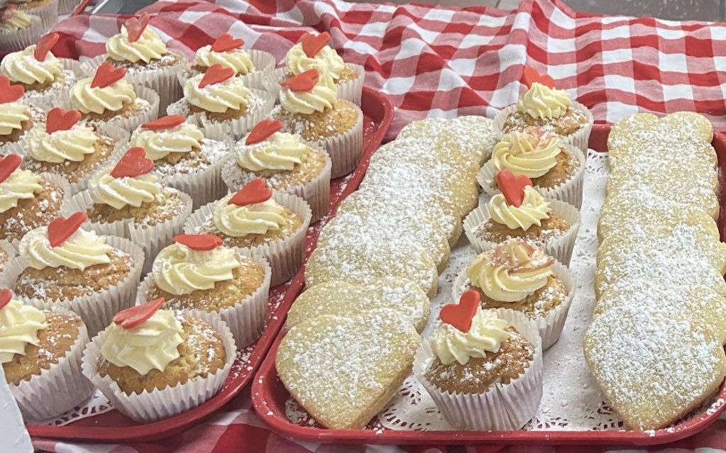 jorigg40's tweet photo. Yesterday love was all around #valentines  
#teamhorrocks
#teambowkervale
@mellorscatering 
@ElaineL33583821  
@Juliehorrocks3 https://t.co/BT3GZCX9IY