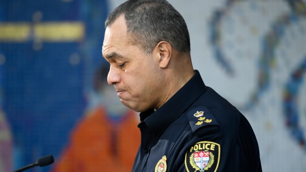 #BREAKING: Ottawa police chief Peter Sloly resigns bit.ly/33me4i0