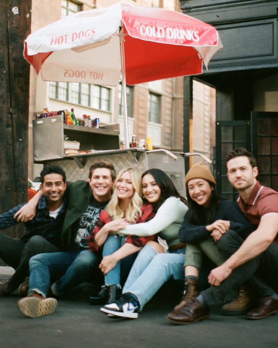 How I Met Your Father (@himyfonhulu) on Twitter photo Surprise! 🥳 You'll be seeing more great chapters in this love story because #HIMYF has been renewed for Season 2! 💚
📸: <a href="/maddiedeutch/">Madelyn Deutch</a> Surprise! 🥳 You'll be seeing more great chapters in this love story because #HIMYF has been renewed for Season 2! 💚
📸: <a href="/maddiedeutch/">Madelyn Deutch</a>