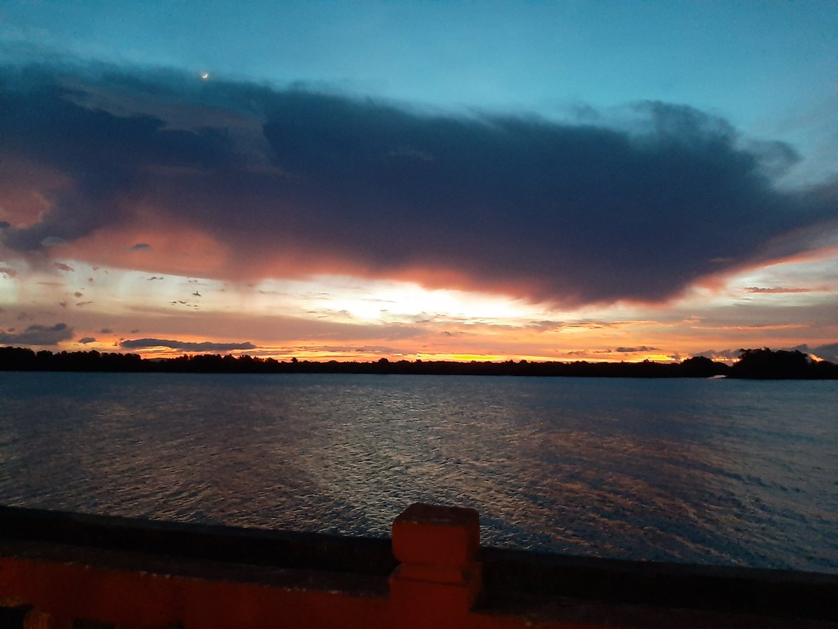 Bantayan Park, Bago City sunset 😍