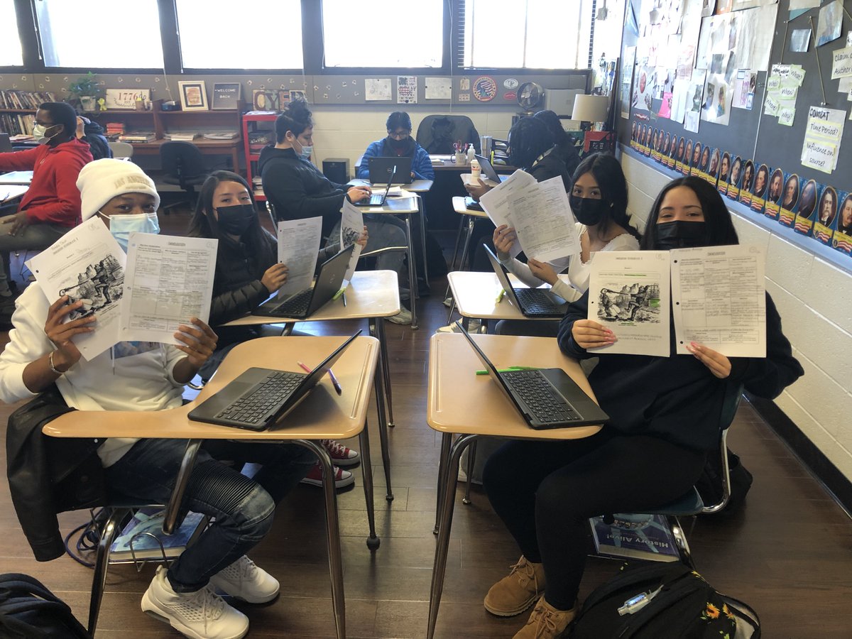 It's a great day to be a cougar!  Students in Ms. Halpin's and Mrs. Oyer's classrooms break down primary and secondary sources and discuss liberal and conservative biases. <a href="/delcastle_ths/">Delcastle Technical High School</a> <a href="/CliftonHayes4/">Dr. C Hayes</a> <a href="/shanta_reynolds/">Shanta Reynolds</a> <a href="/Supt_Jones/">Joseph Jones</a> #NCCVTWORKS
