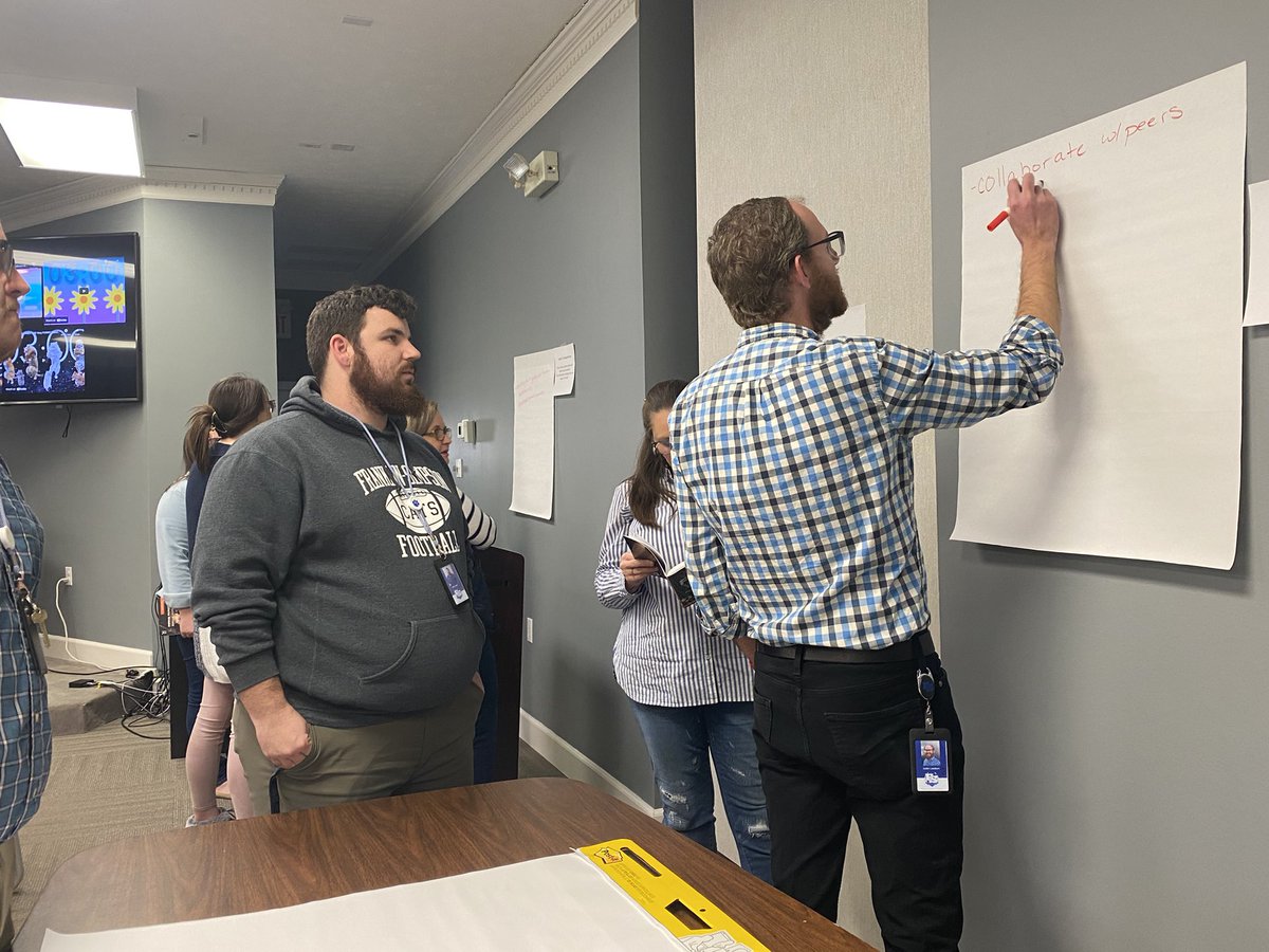 knewjackson's tweet photo. New Wildcats Winter Meeting is underway! Continuing to welcome our new teachers to @FS_Schools !! https://t.co/u3CVkRBu7Y