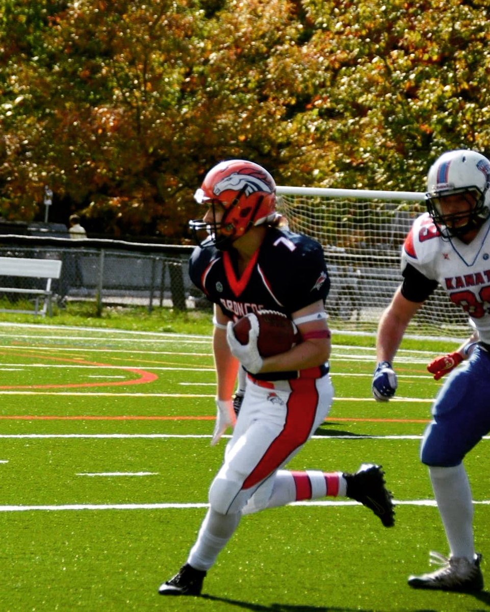 2021 season highlight tape RB #7 Nepean Broncos 5’10 170  hudl.com/v/2GLbUh
