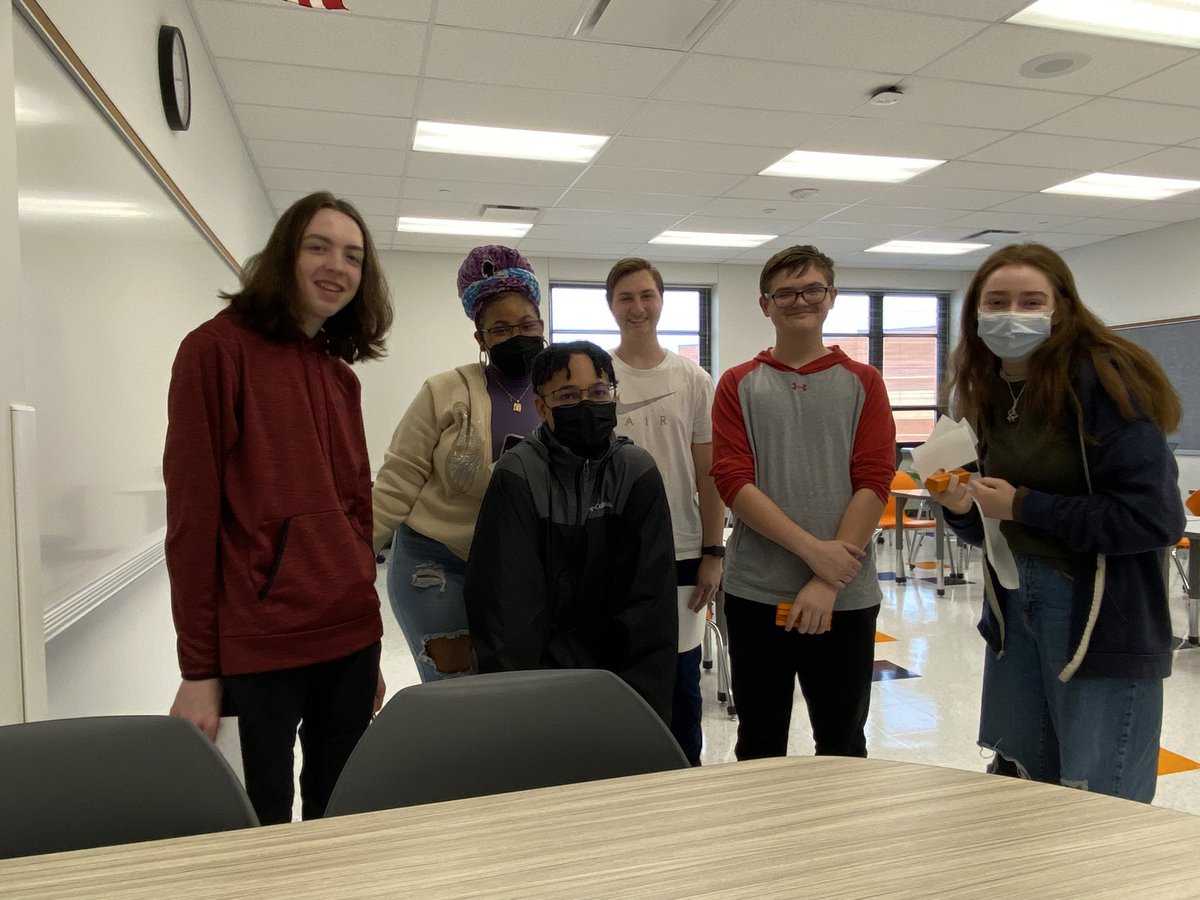 brittanydocket's tweet photo. NP Scholar Bowl in action. Stopped by to check it out. So proud of you all! Congrats on your win! https://t.co/EnsoneJSi4
