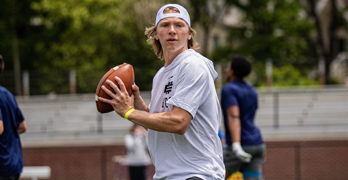 Gretna (Neb.) 2023 quarterback Zane Flores (<a href="/ZaneFlores12/">Zane Flores</a>) adds #OKState offer

247sports.com/college/oklaho…