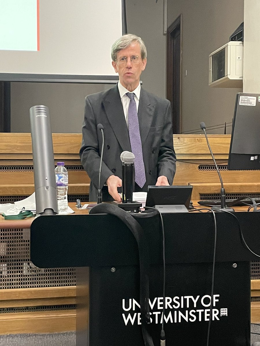 prof_guy_osborn's tweet image. Sir Richard Arnold delivering his sixth annual lecture at @UW_WLS @UniWestminster on Musicians contracts and the streaming economy. We are so grateful for Richard’s commitment to our institution- he is our first alumnus to become a Court of Appeal judge