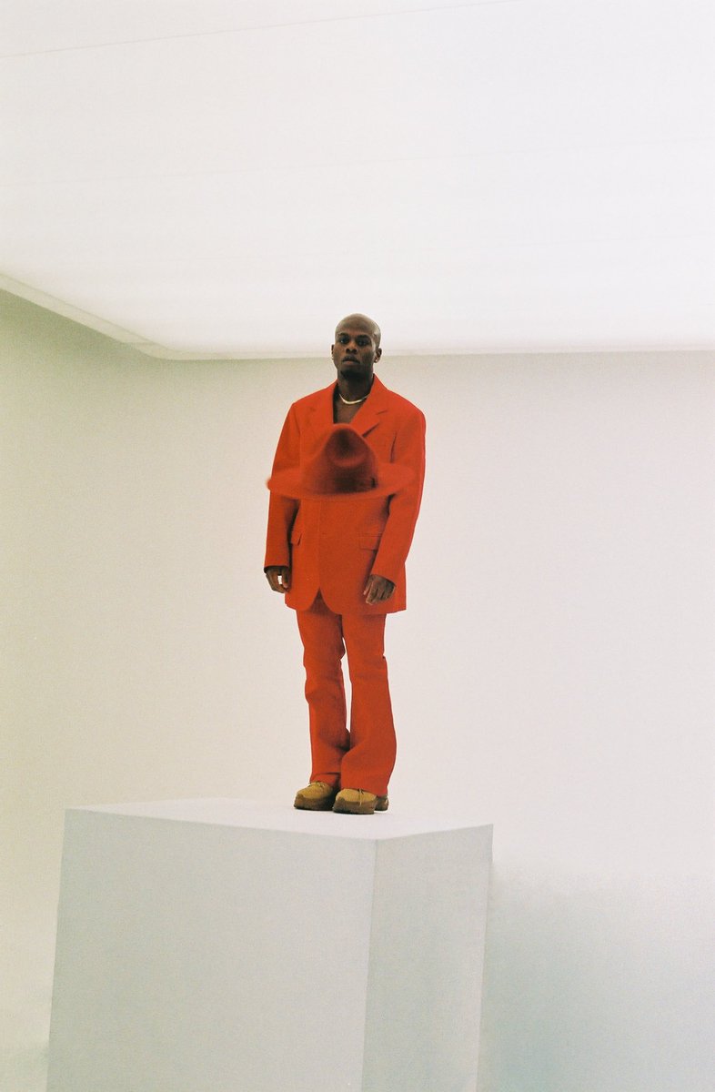 tobilou's tweet image. 2️⃣5️⃣ days left 🥫🥫🥫
#NonPerishable #March11th