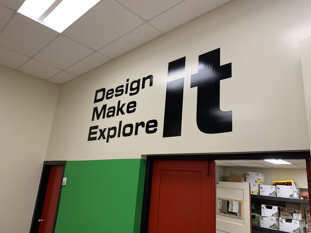 📚🤓💻A beautiful day for the resumption of regular school visits <a href="/RCDSB/">RCDSB</a>! Thx to <a href="/AngieMcGrath3/">Angie McGrath</a>  &amp; staff and students <a href="/QueenE_PS/">QueenElizabethPS</a> for making this site a ‘heartbeat’ of positive, productive learning spaces!💻🤓📚