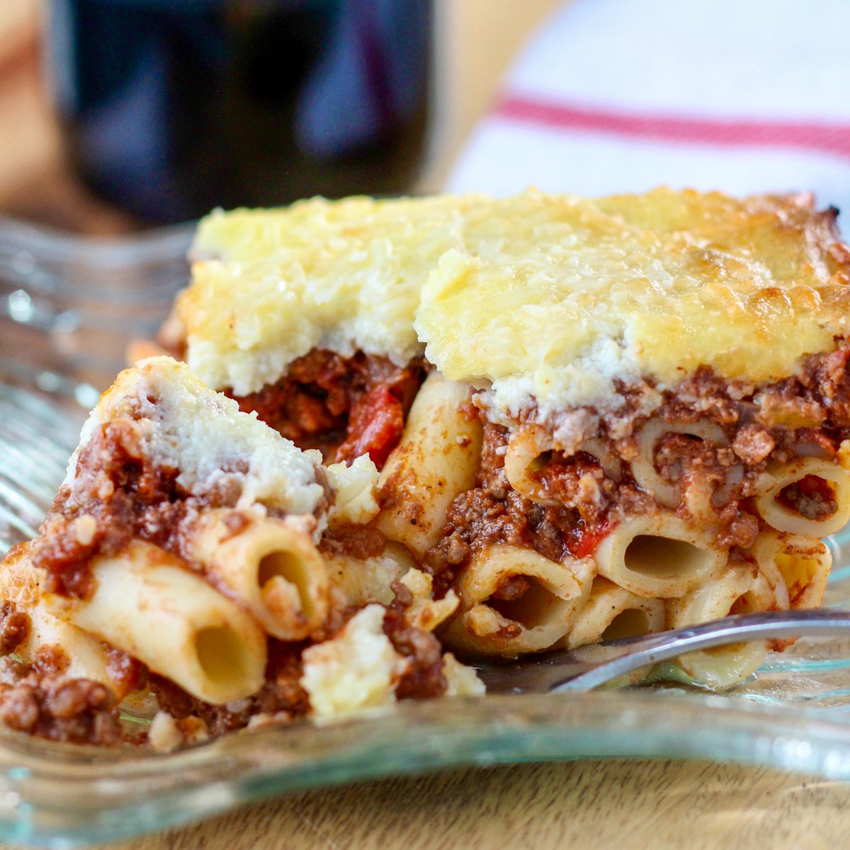 LydiOutLoud's tweet photo. Make this Pastitsio (Greek Lasagna) together with your sweetie for a fun (and delicious!) date night at home! https://t.co/BmrY5iDqen #ohiobeef #ad https://t.co/iKZRrljm36