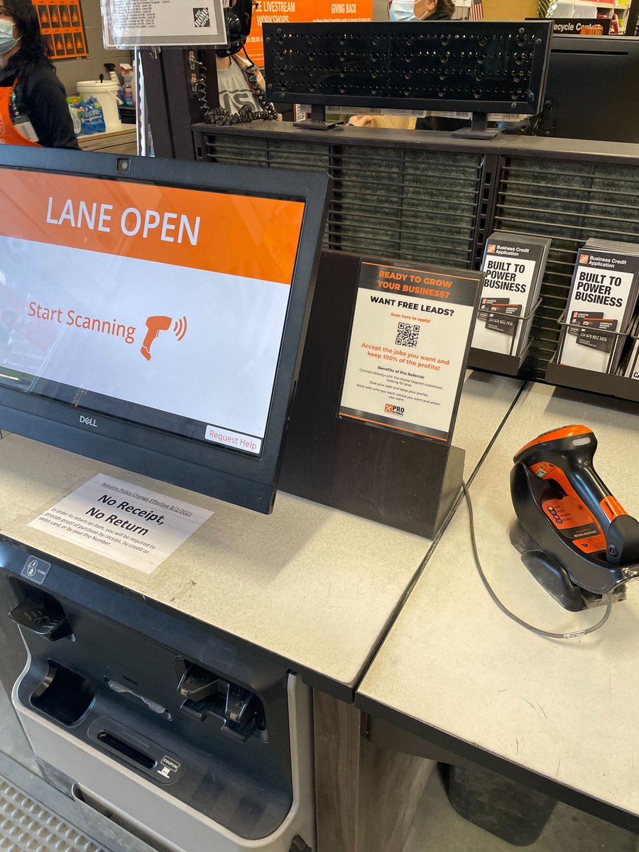 Shout-out to #D30 &amp; #D209 for going BIG on Pro Referral Pro Recruitment!

Pros can now easily access and sign-up for Pro Referral just by scanning a QR code in select stores. 
@PacNorth <a href="/SteveKnottPN/">Steve Knott</a> #PacNorthProud #ProReferral
