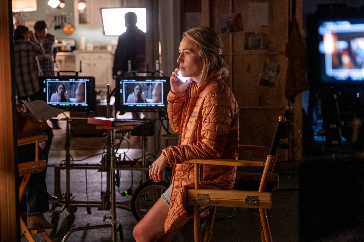 HBO's tweet image. Getting out is messy. 

Cousineau, Sally, Fuches and Noho Hank return for Season 3. #BarryHBO