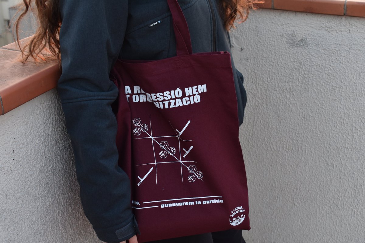 A l'atzar, nosaltres tweet media