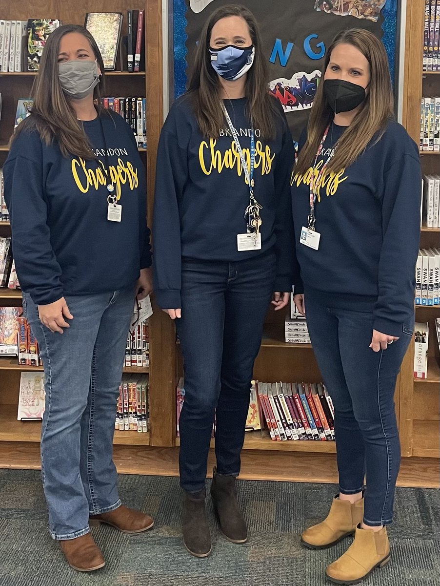 Triplets day today at <a href="/BrandonChargers/">Brandon Chargers⚡️</a> with @odle_jamie and Lauren Coulsting. Thank you <a href="/CarolineBurdsal/">Caroline Burdsal 2023</a> for designing and making our shirts! <a href="/ChristyMcQueen/">Mcqueeney</a>