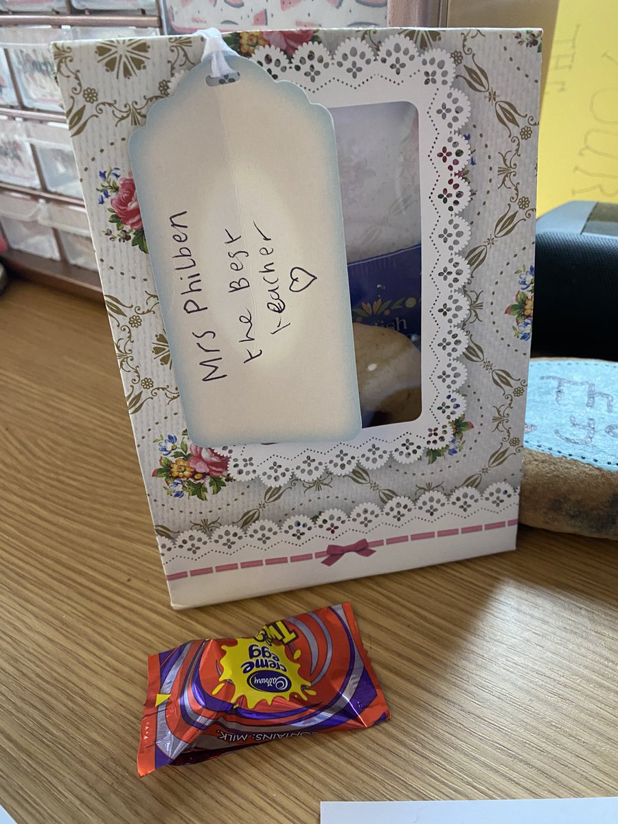 Came in yesterday to two little treats on my desk from 2 of my pupils! I really have the loveliest class this year ❤️