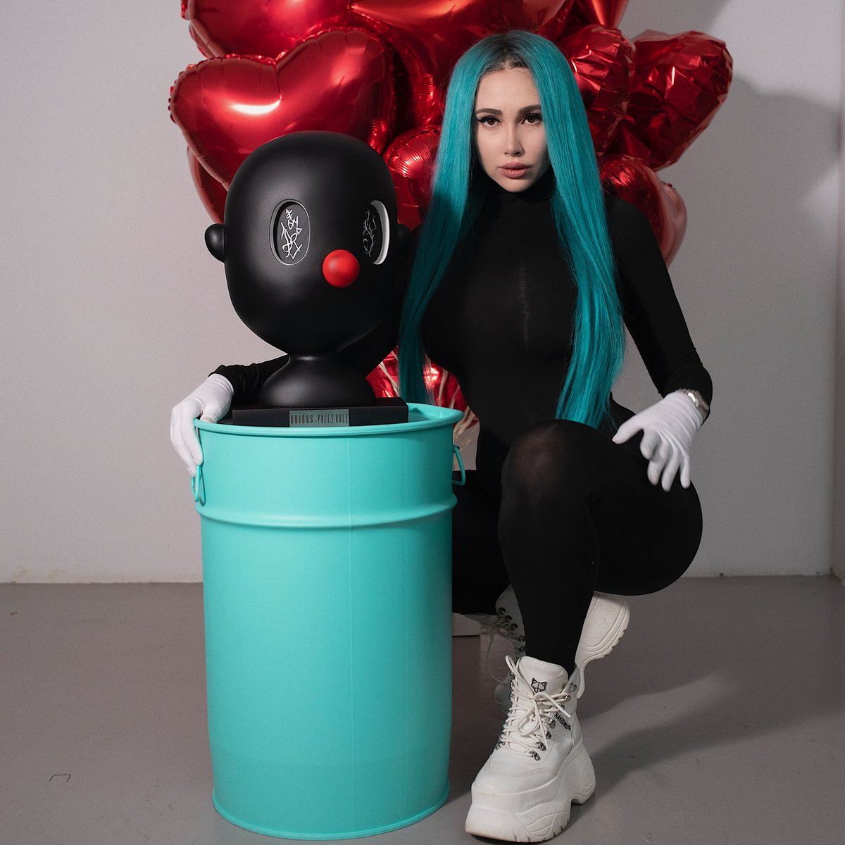 polly_kole's tweet photo. One of the cutest sculptures i've every made ❤️

Meet @todayodious 🚀

#NFT https://t.co/UiSog1f8Qx