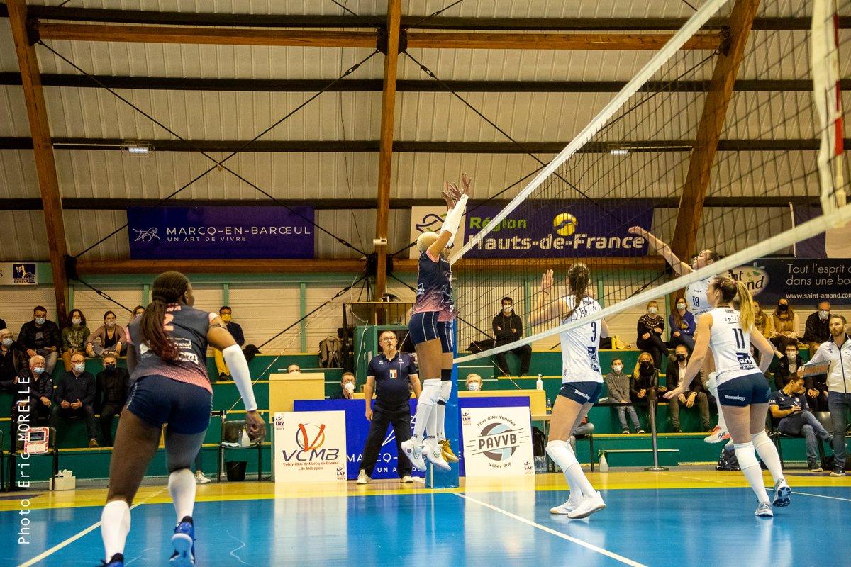 lesreporters60's tweet photo. [🤝 AU COEUR DU SPORT]

Difficile pour les Marquoises d'imaginer une suite européenne après leur nouvelle défaite contre Pays d'Aix Venelles ! Les Louves doivent rebondir, analyse à lire ! ⬇️🗞️
https://t.co/omkeGqLvR4

#aucoeurdusport #VCMB #marcqenbaroeul #NewArticle https://t.co/ogDZTNM5Ey