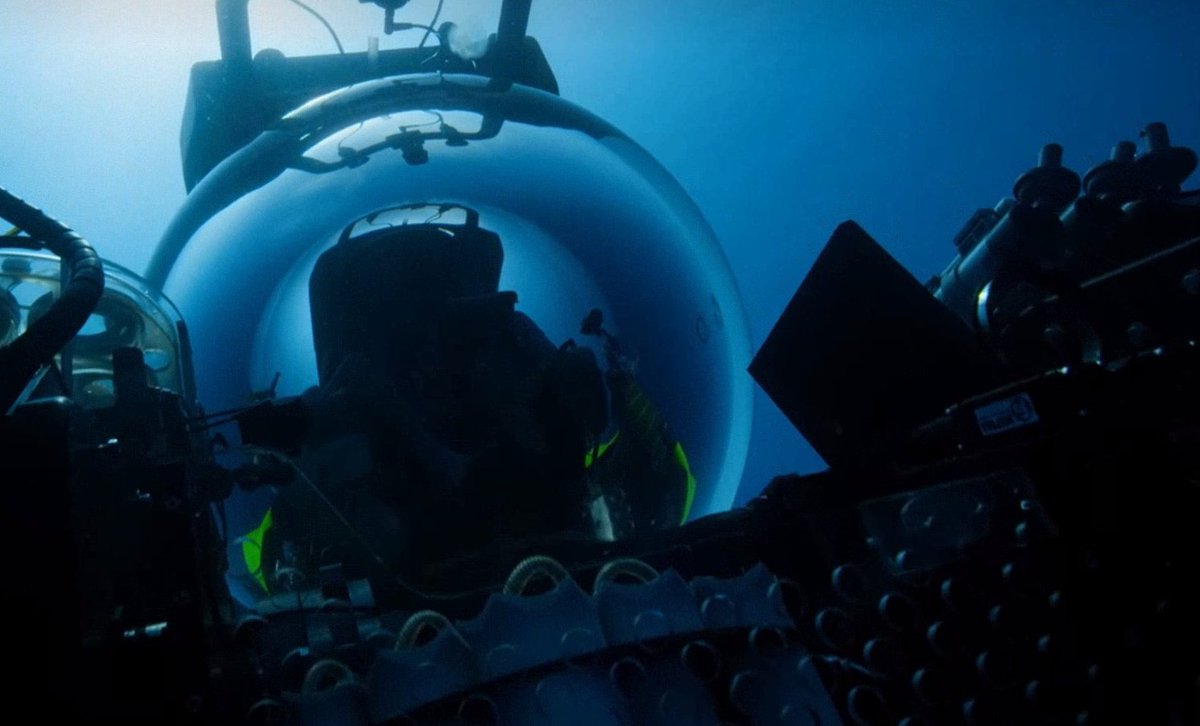 DeepSea_PL's tweet photo. Hidden DeepSea Sparky spotted on the Coastal Seas episode (ep 4) of Netflix's Our Planet series, narrated by the incomparable Sir David Attenborough! Can you spot it? Hint: look for the lasers! @tritonsubs
#deepsea #dspl #ourplanet #deepseabydesign #sparky https://t.co/N7CbJCTVYI