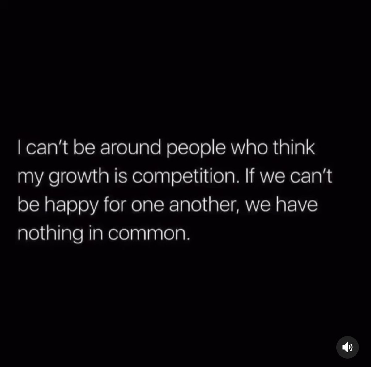 itslainabee's tweet image. 