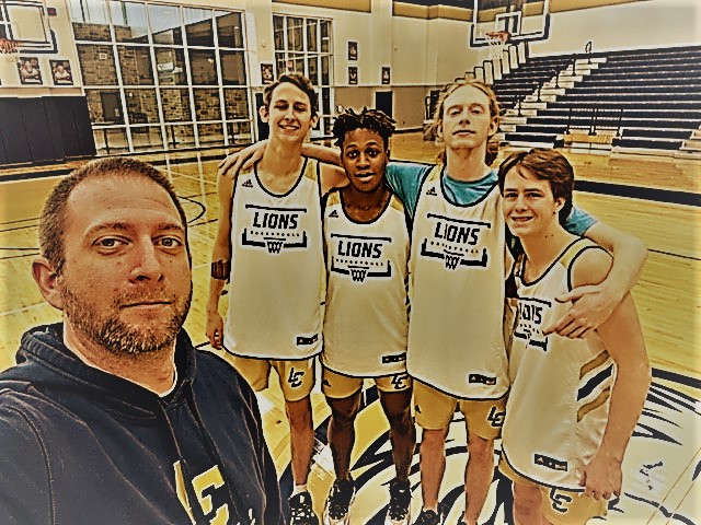 CoachSchedule's tweet photo. Senior Night! Come support these four and the rest of the guys as we take on Dayton tonight! This was my first crew I coached here so it a special one for me. 
 @Lions_6th_Man @ConroeSports
 Lake Creek (15-19) (7-6)
vs Dayton (15-14) (1-12)
9th: 4:30 pm
JV: 5:45 pm 
V: 7:00 pm https://t.co/POEbKJgvsg