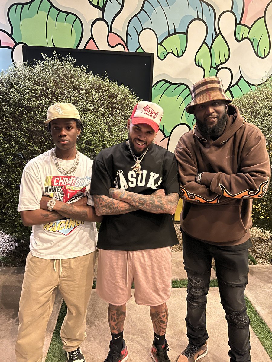 heisrema's tweet image. Rema x Chris Brown 😮‍💨👏🏾