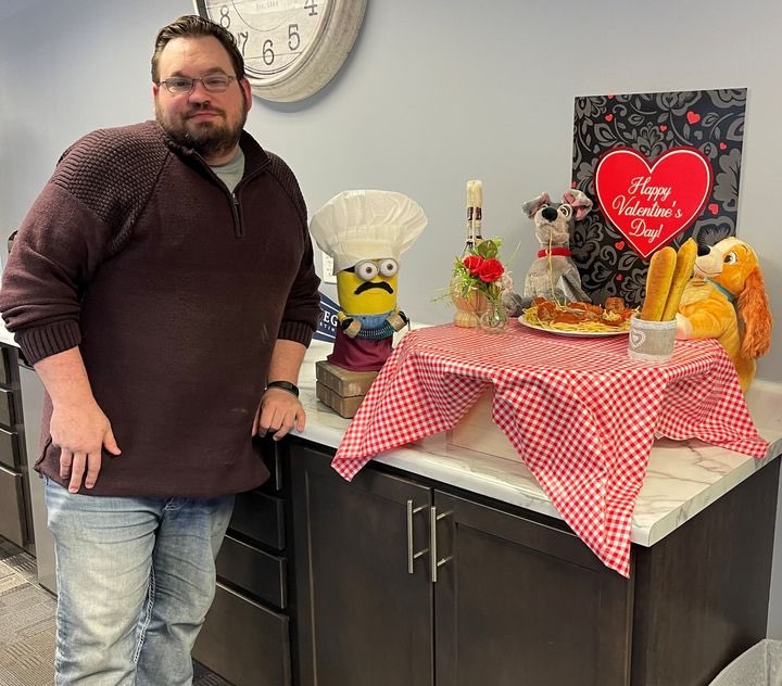 smsteam1's tweet photo. Check out our Valentine's Day Box winners! The competition was tough again this year as you can see from the rest of our entries. Thanks to everyone who participated!
#SMSTeam
#ValentinesBox
#ValentinesDayBox
#SeniorMarketingSpecialists https://t.co/Rr4Qx61Ovm