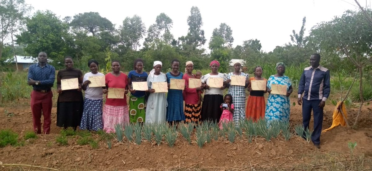 Thrive4Good's tweet image. Training a community on how to grow health is the first step in eradicating majority of the diseases caused by poor nutrition.
It is our goal to fight diseases through growing health.

#growinghealth
#Africa