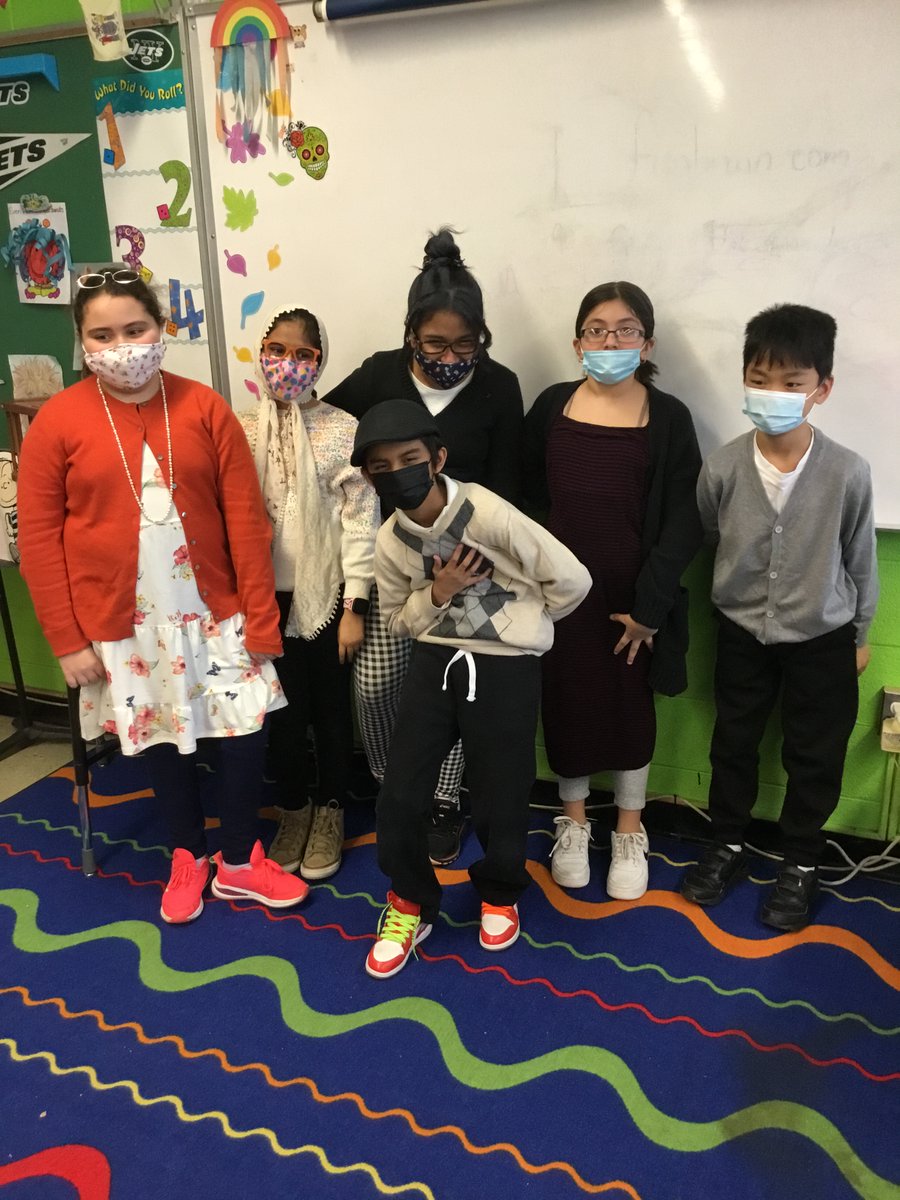 Donna Mann (@donnamann27) on Twitter photo This is what 6 months in the Fourth Grade will do to a kid. Happy 100th Day @pennave27 <a href="/WdbgSchools/">Woodbridge Schools</a> This is what 6 months in the Fourth Grade will do to a kid. Happy 100th Day @pennave27 <a href="/WdbgSchools/">Woodbridge Schools</a>