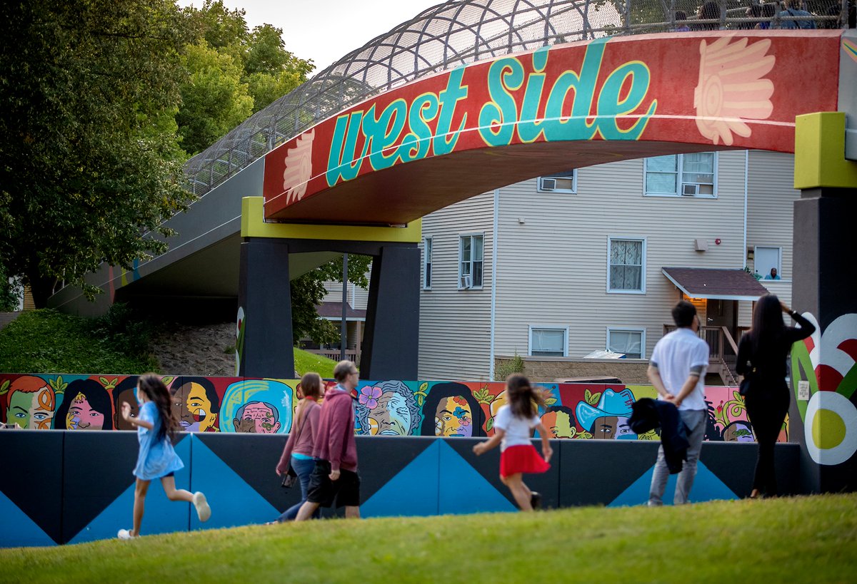 Did you hear? We're hiring! Join our team of incredible community organizers as we work together to build a just and joyful West Side. Apply today: wsco.org/job_openings

Photo by Elizabeth Flores for the Star Tribune
#WestSideStrong #WestSideProud #NowHiring #TwinCities