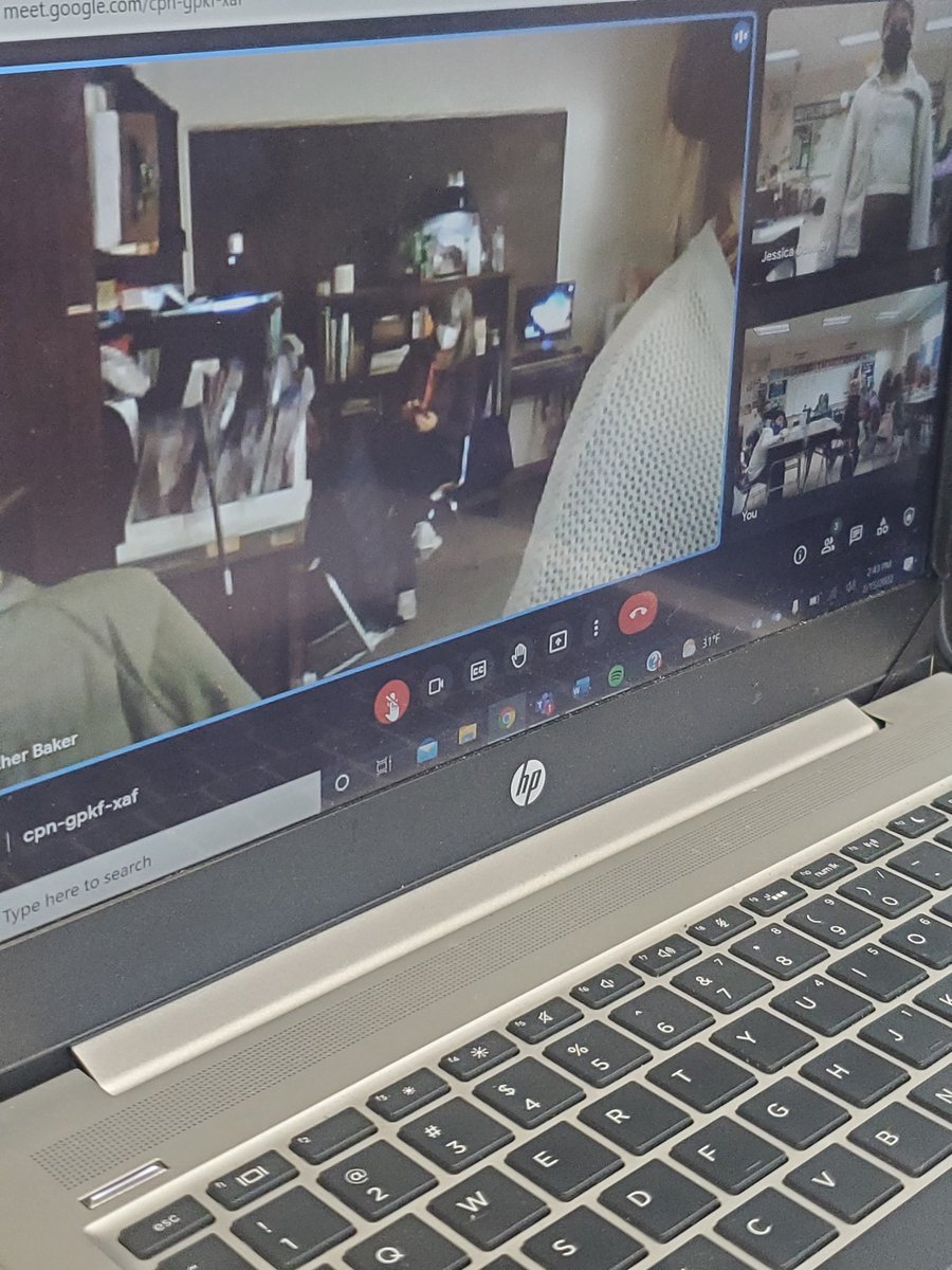 Lynne Zietak tweet media