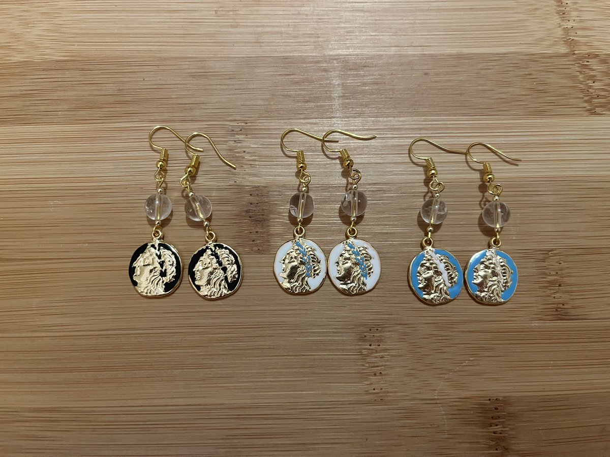 agameganon's tweet photo. I’m very excited to (finally!) announce my collaboration with @queerclassical on a very special jewellery set - the proceeds of which will go towards supporting QATC2022. Please check out the link below to buy and read some more about the collaboration 💖

https://t.co/ZHjKrpmMSa https://t.co/iJMqXt1LgS