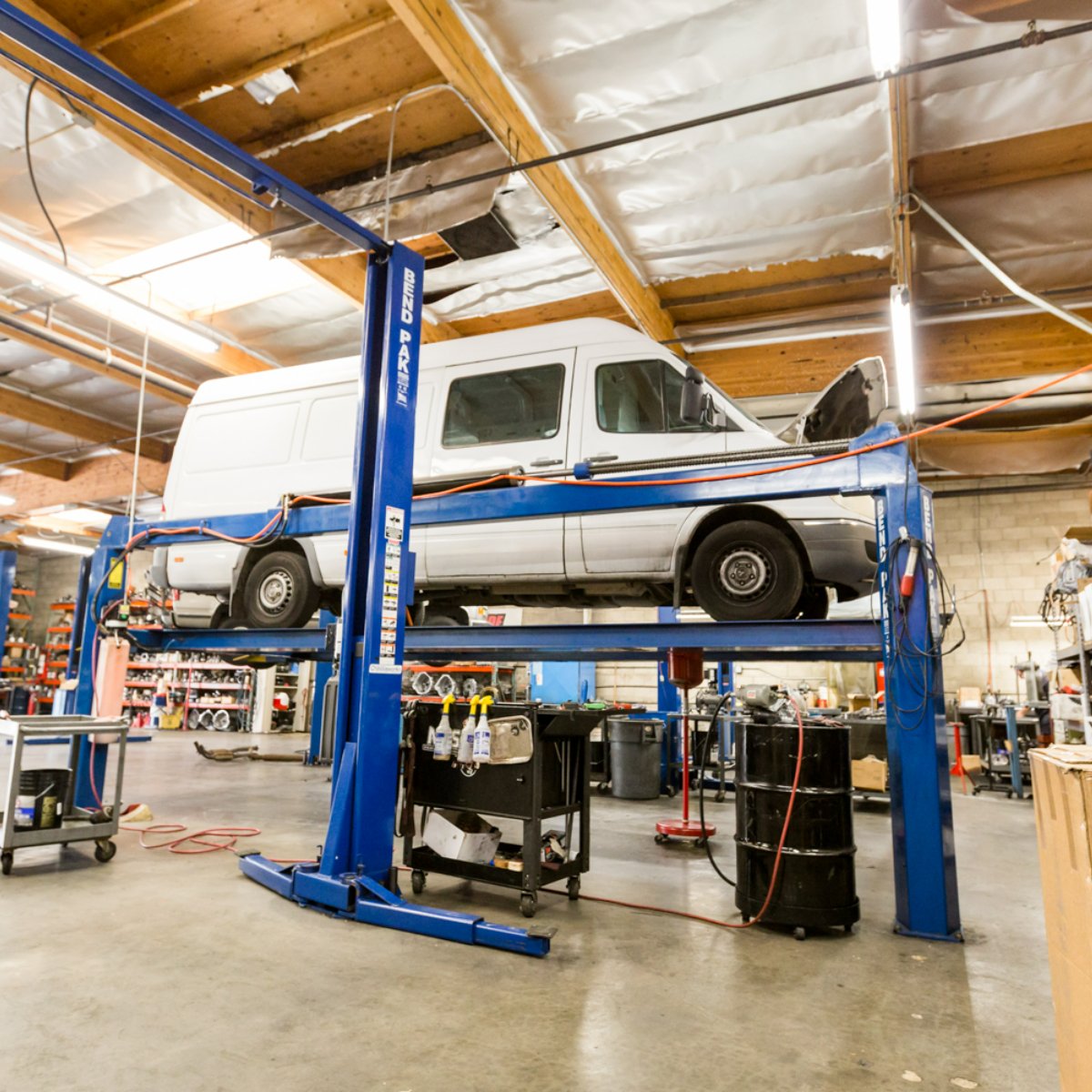 Riverside_Trans's tweet image. When you drive away from our place, you can leave all your car troubles in the rearview. For expert transmission repair, call (951) 373-2817. #RiversideTransmissionCenter #TransmissionRepair #FullServiceAutoShop #RiversideCarRepairs #RiversideCA