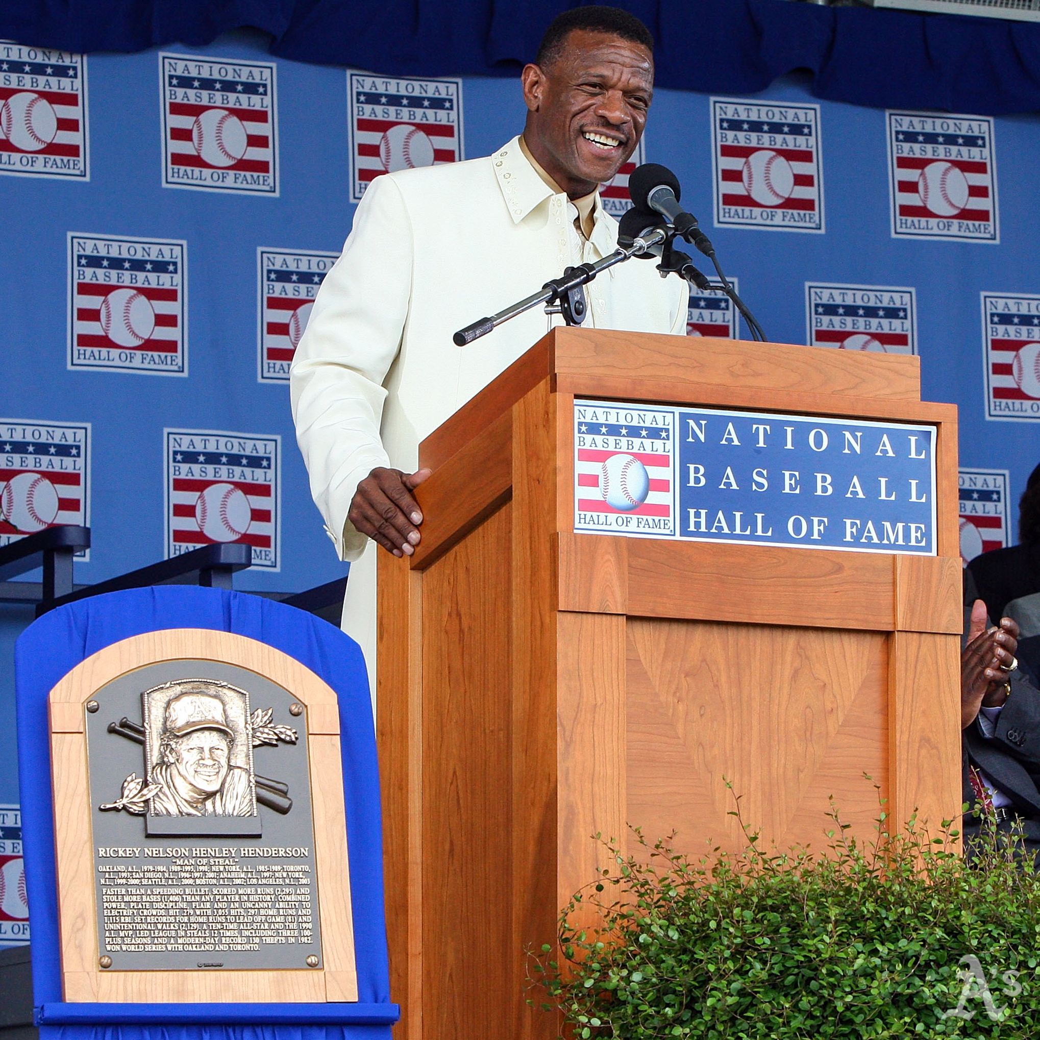 Oakland A's on X: In 2009, Rickey Henderson became the first
