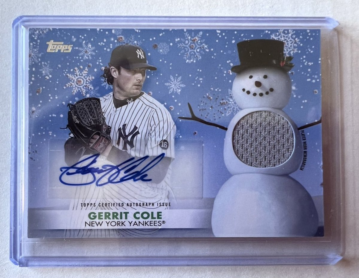 For Sale:

Gerrit Cole
2021 Topps Holiday Esition
Auto “Snowman” Memo /10

$125 shipped

DM if interested

@HobbyConnector 
@Hobby_Connect 
@Yankees 
#thehobby https://t.co/15nciTG4lX
