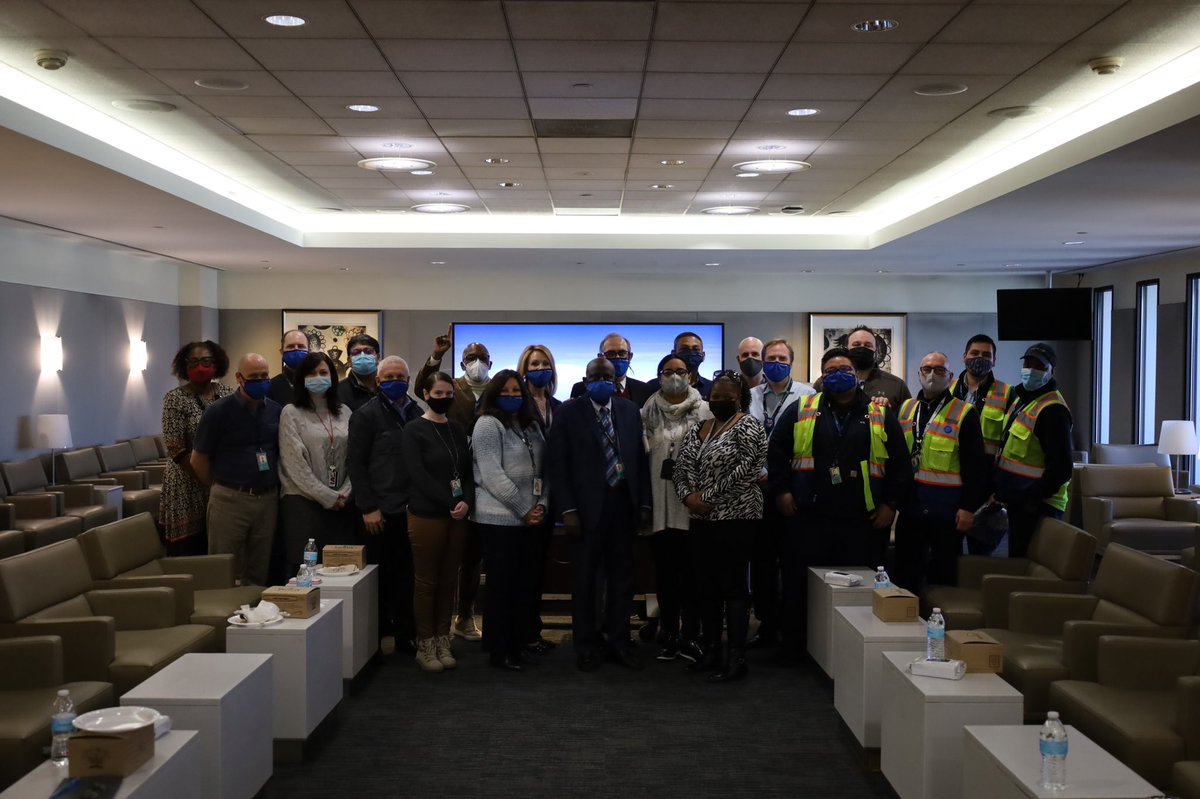 Charlie Mohl (@charlie_mohl) on Twitter photo “Winning means you’re willing to go longer, work harder, and give more than anyone else” - V. Lombardi. #UnitedNow #UnitedNext <a href="/united/">United Airlines</a> “Winning means you’re willing to go longer, work harder, and give more than anyone else” - V. Lombardi. #UnitedNow #UnitedNext <a href="/united/">United Airlines</a>