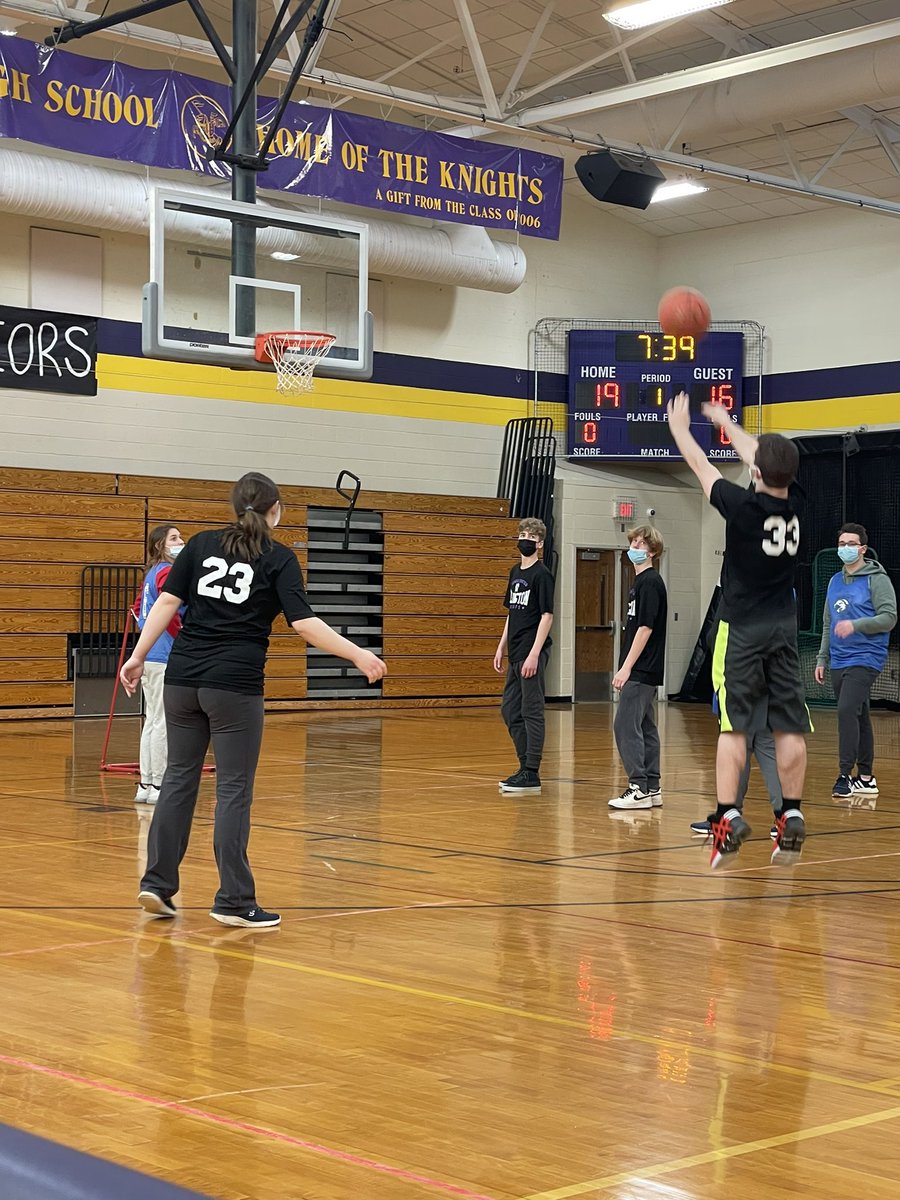 kllct's tweet photo. Ellington Unified v Tolland Unified at EHS @EHSKnights https://t.co/3U4qTIG4rw