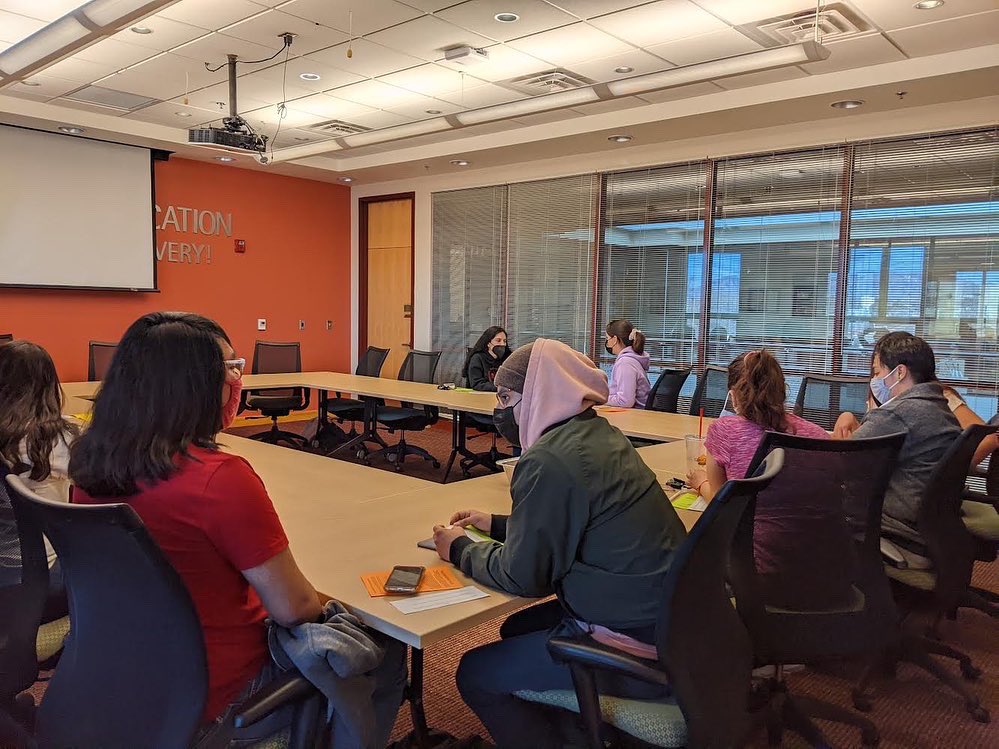We held our first ALAS, Advancing Latinx Aggies in STEAM, mentoring meeting of the semester this past month. We discussed ways to help our Aggies achieve success this semester. 
Our next one will be held the 24 of this month, stay tuned for more information:)!
