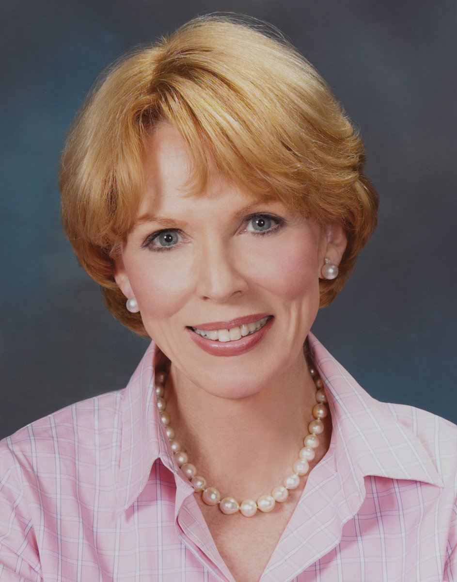 CleClinicNews's tweet photo. In 1991, Dr. Bernadine Healy became the first woman to lead the @NIH.
Before her appointment, she was the chair of the Research Institute at @ClevelandClinic.
She led a large research program on hypertension, and advocated for women to be included cardiac research. #LoveYourHeart https://t.co/DY48SKC6lo