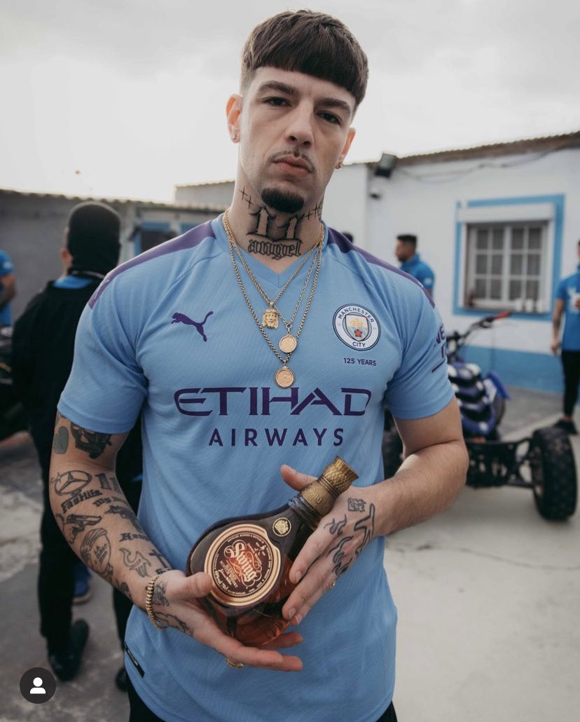 moraisfuckingmc's tweet photo. Estão a golear sem o seu melhor jogador https://t.co/2KdgM1RQIf