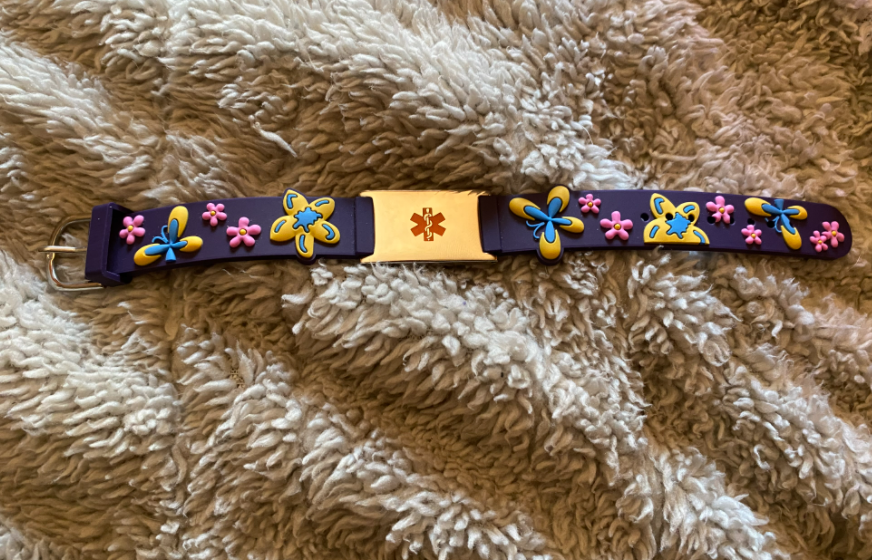 ElegantMedAlert's tweet photo. Elegant Medical went above and beyond making my daughter her medical bracelet. She doesn’t like jewelry, but this was playful &amp; colorful just like her so she loves it. They kept me updated and it came a few days before schedule. Treasure S. from Texas
https://t.co/XVYJDyGhOW https://t.co/VwHKnv2J8Y