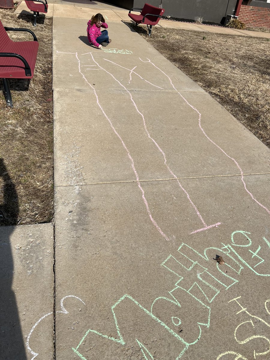 Lori Breyfogle tweet media