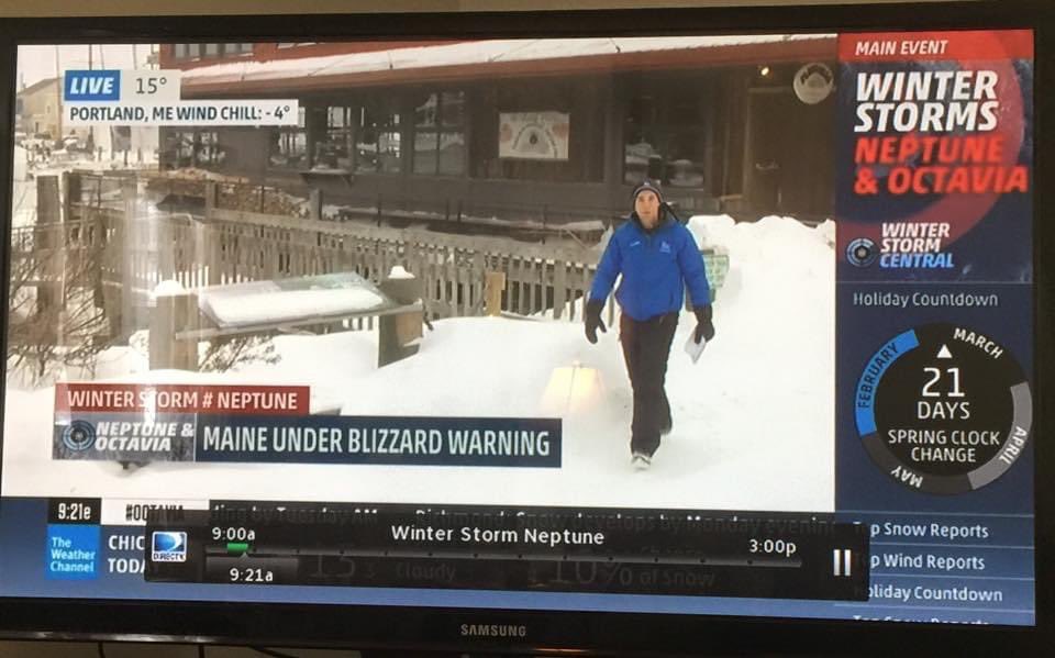 BigCntry33's tweet photo. @KeithCarson when Keith was still at the weather channel and was a “visitor” in Portland! #7yearsago https://t.co/tosNBLIFXx